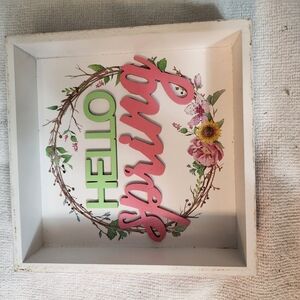 Floral Hello Spring Wall Decor
